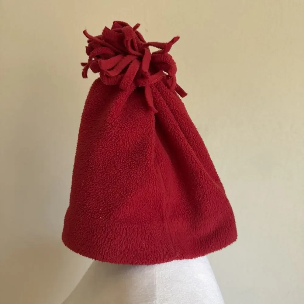 Disney Store Red Embroidered Winnie the Pooh Bear Snow Winter Beanie Hat